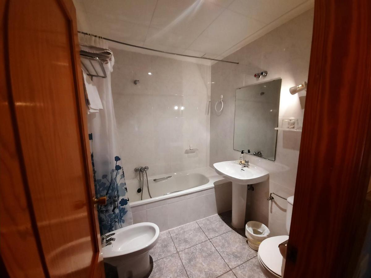 אלבאסטה Hostal Alba מראה חיצוני תמונה